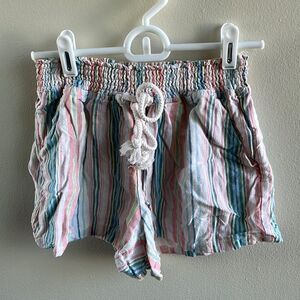 🌼3/$15🌼 Striped Shorts 